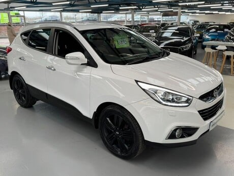 Hyundai ix35 2.0 CRDi Premium 4WD Euro 5 5dr 93