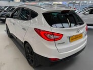 Hyundai ix35 2.0 CRDi Premium 4WD Euro 5 5dr 17