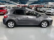 Toyota Auris 1.33 Dual VVT-i TR Euro 5 (s/s) 5dr 11