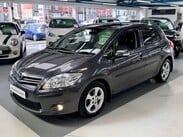 Toyota Auris 1.33 Dual VVT-i TR Euro 5 (s/s) 5dr 20