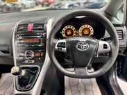 Toyota Auris 1.33 Dual VVT-i TR Euro 5 (s/s) 5dr 27