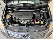 Toyota Auris 1.33 Dual VVT-i TR Euro 5 (s/s) 5dr 83