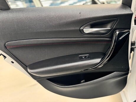 BMW 1 Series 1.5 118i Sport Euro 6 (s/s) 5dr 63
