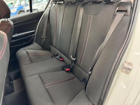 BMW 1 Series 1.5 118i Sport Euro 6 (s/s) 5dr 64
