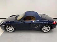 Porsche Boxster 2.7 987 2dr 13