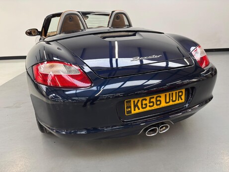 Porsche Boxster 2.7 987 2dr 17