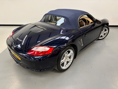 Porsche Boxster 2.7 987 2dr 29