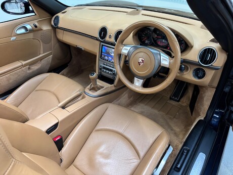 Porsche Boxster 2.7 987 2dr 58