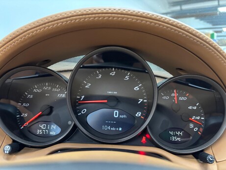 Porsche Boxster 2.7 987 2dr 63