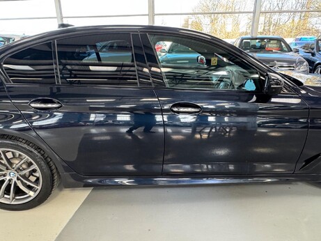 BMW 5 Series 2.0 520d M Sport Auto Euro 6 (s/s) 4dr 9
