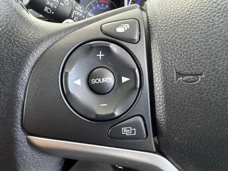 Honda Jazz 1.3 i-VTEC EX Navi CVT Euro 6 (s/s) 5dr 15
