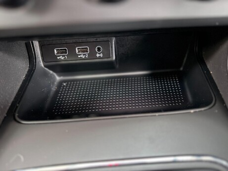 SEAT Leon 1.5 TSI EVO SE Dynamic Euro 6 (s/s) 5dr 31