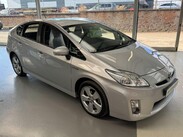 Toyota Prius 1.8 VVT-h T Spirit CVT Euro 5 (s/s) 5dr 1