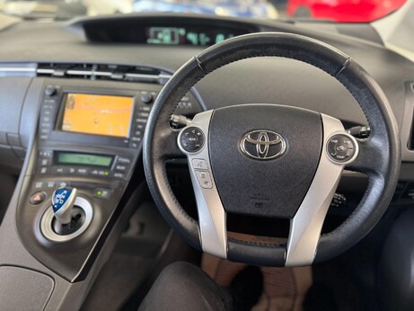 Toyota Prius 1.8 VVT-h T Spirit CVT Euro 5 (s/s) 5dr 22