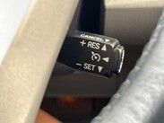 Toyota Prius 1.8 VVT-h T Spirit CVT Euro 5 (s/s) 5dr 53
