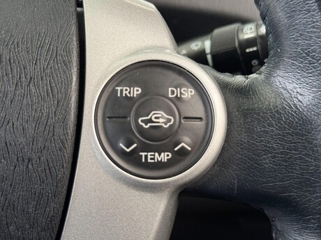 Toyota Prius 1.8 VVT-h T Spirit CVT Euro 5 (s/s) 5dr 51