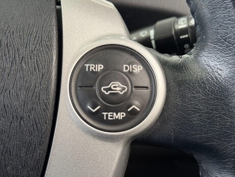 Toyota Prius 1.8 VVT-h T Spirit CVT Euro 5 (s/s) 5dr 47