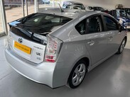 Toyota Prius 1.8 VVT-h T Spirit CVT Euro 5 (s/s) 5dr 13