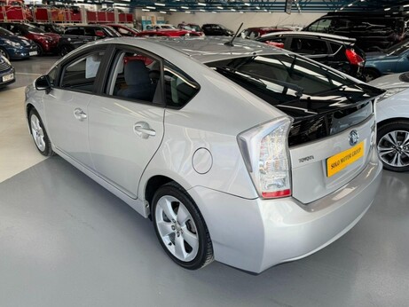 Toyota Prius 1.8 VVT-h T Spirit CVT Euro 5 (s/s) 5dr 96