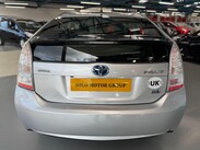 Toyota Prius 1.8 VVT-h T Spirit CVT Euro 5 (s/s) 5dr 14