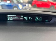 Toyota Prius 1.8 VVT-h T Spirit CVT Euro 5 (s/s) 5dr 32
