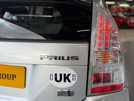 Toyota Prius 1.8 VVT-h T Spirit CVT Euro 5 (s/s) 5dr 86
