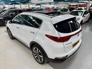 Kia Sportage 1.6 CRDi 4 Euro 6 (s/s) 5dr 7