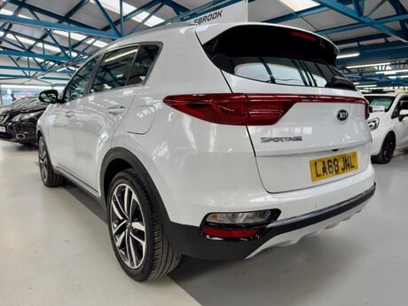 Kia Sportage 1.6 CRDi 4 Euro 6 (s/s) 5dr 12