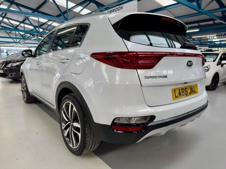 Kia Sportage 1.6 CRDi 4 Euro 6 (s/s) 5dr 8