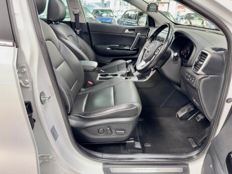 Kia Sportage 1.6 CRDi 4 Euro 6 (s/s) 5dr 30