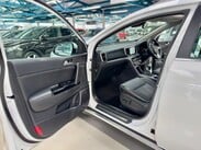 Kia Sportage 1.6 CRDi 4 Euro 6 (s/s) 5dr 37