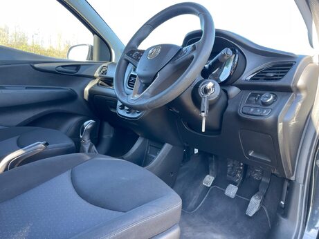 Vauxhall Viva 1.0i SE Euro 6 5dr (a/c) 18