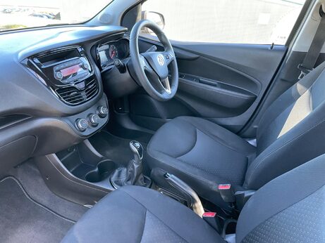 Vauxhall Viva 1.0i SE Euro 6 5dr (a/c) 42