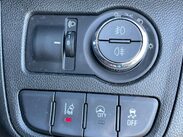 Vauxhall Viva 1.0i SE Euro 6 5dr (a/c) 35