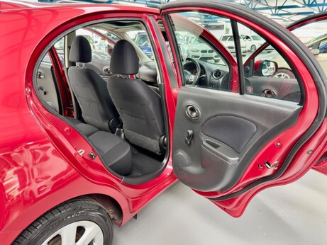 Nissan Micra 1.2 DIG-S Tekna Euro 5 (s/s) 5dr 36