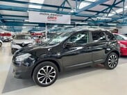 Nissan Qashqai 1.6 n-tec+ 2WD Euro 5 5dr 3