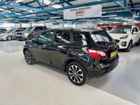 Nissan Qashqai 1.6 n-tec+ 2WD Euro 5 5dr 6