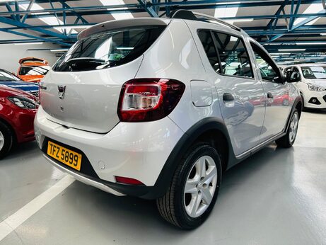 Dacia Sandero Stepway 0.9 TCe Ambiance Euro 5 5dr 1