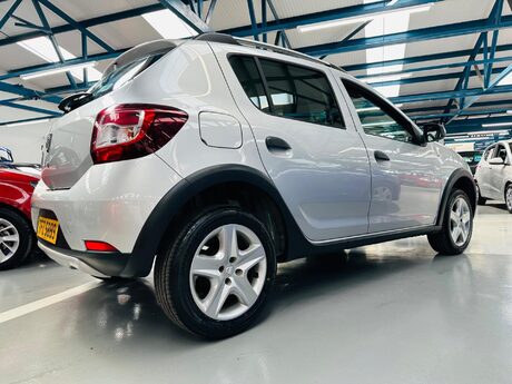 Dacia Sandero Stepway 0.9 TCe Ambiance Euro 5 5dr 7