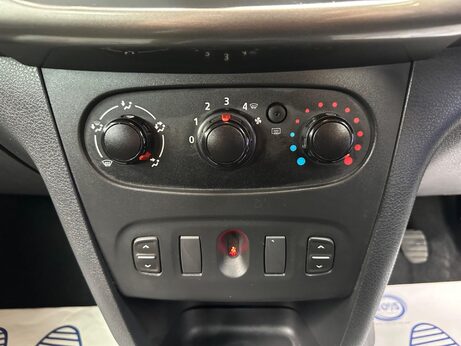 Dacia Sandero Stepway 0.9 TCe Ambiance Euro 5 5dr 14