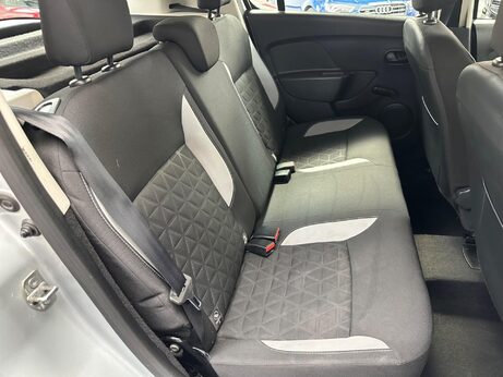 Dacia Sandero Stepway 0.9 TCe Ambiance Euro 5 5dr 21