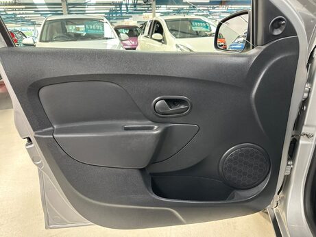 Dacia Sandero Stepway 0.9 TCe Ambiance Euro 5 5dr 32