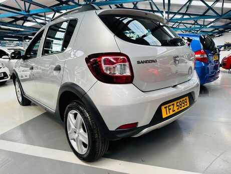 Dacia Sandero Stepway 0.9 TCe Ambiance Euro 5 5dr 2