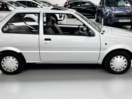 Nissan Micra 1.0 LS 3dr 13
