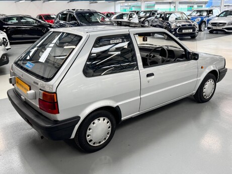 Nissan Micra 1.0 LS 3dr 8