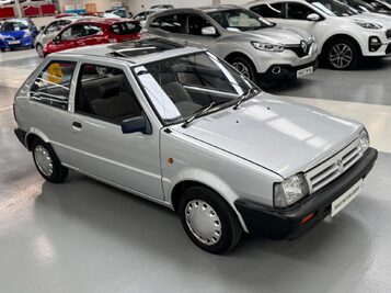 Nissan MICRA 1.0 LS 3dr