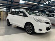 Toyota Yaris 1.0 VVT-i Edition Euro 5 3dr 5