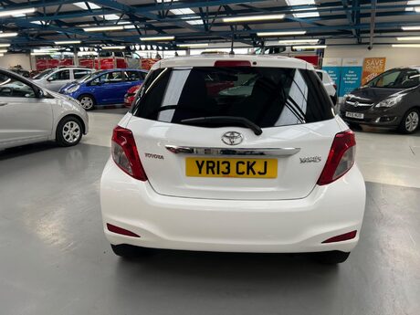 Toyota Yaris 1.0 VVT-i Edition Euro 5 3dr 12
