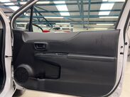 Toyota Yaris 1.0 VVT-i Edition Euro 5 3dr 22