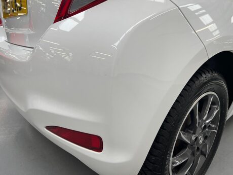 Toyota Yaris 1.0 VVT-i Edition Euro 5 3dr 33
